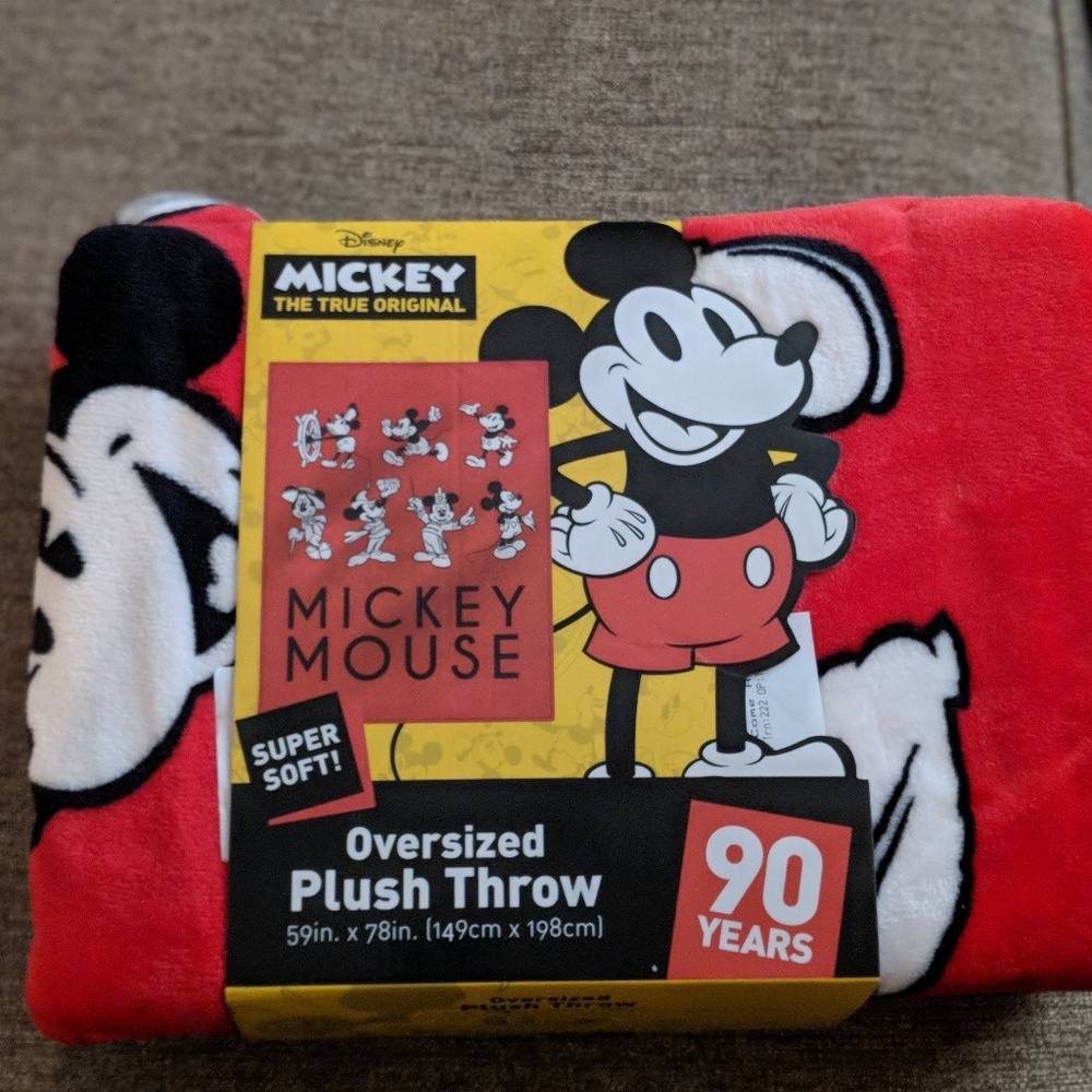 Large 90th Anniversary Mickey Mouse throw